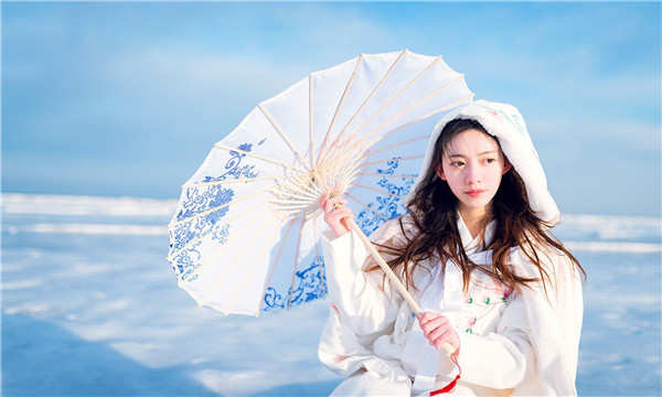 科尔沁试管代怀生子多少钱一个？助孕之路的费用分析与方案选择
